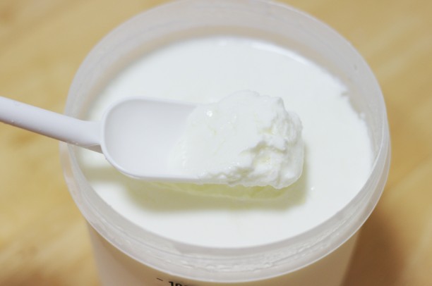 トップバリュヨーグルトとおいしい牛乳でヨーグルト完成