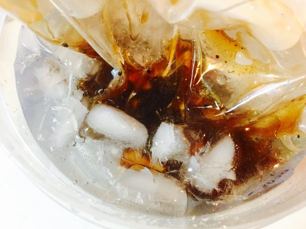 氷水で冷やす