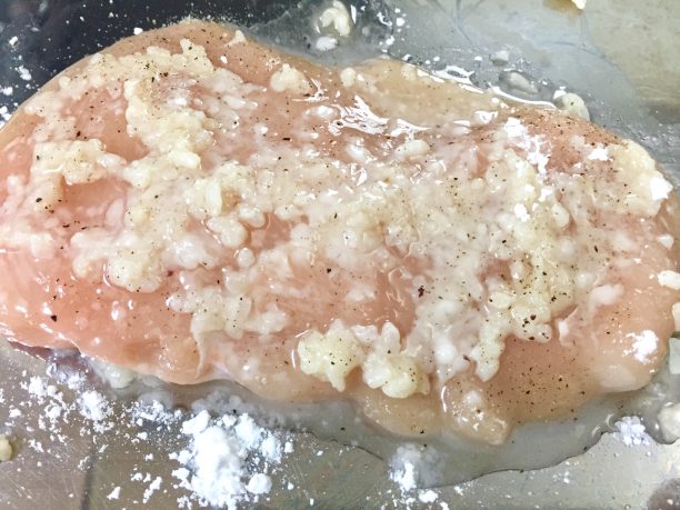 調味料を揉み込む