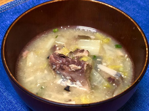 鯖缶の味噌汁完成