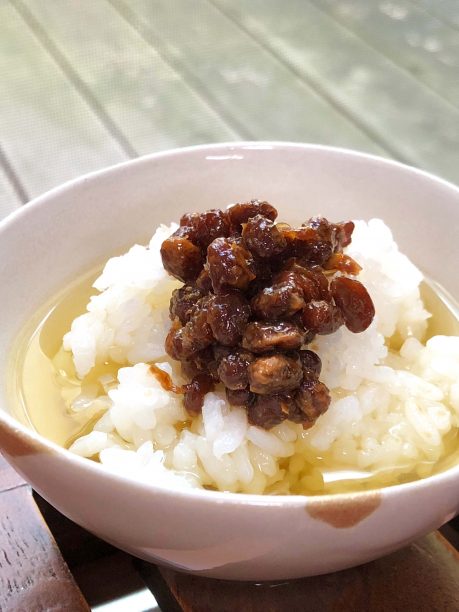 ご飯に乗せてお茶漬け風