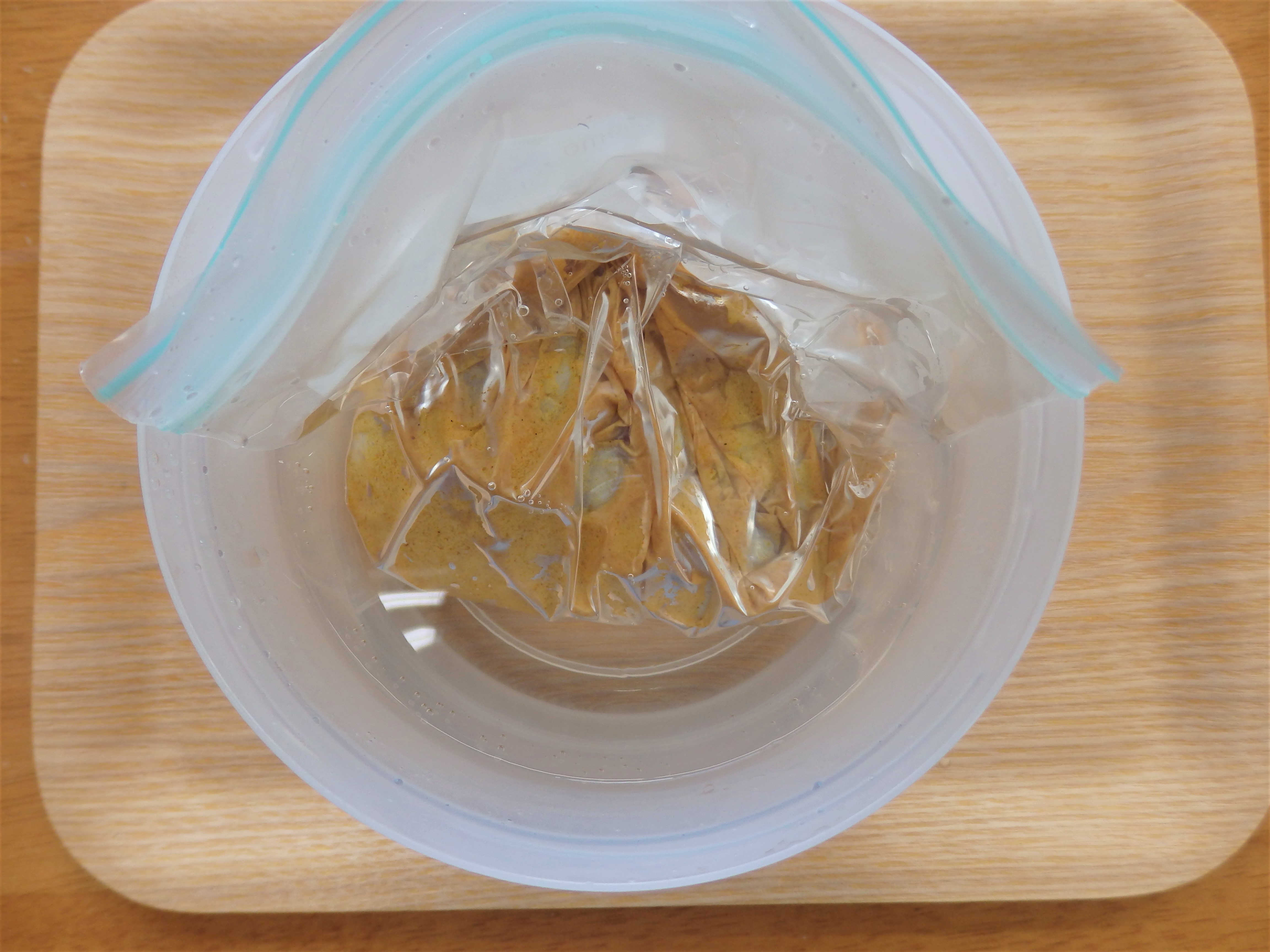 熱湯を入れる
