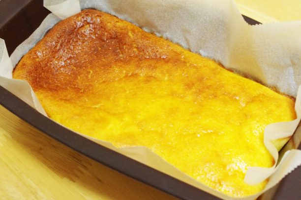 焼きあがったガトーヨーグルト