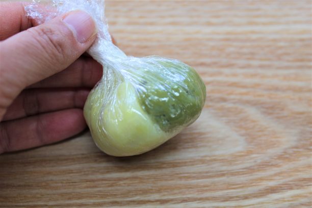 茶巾に絞る