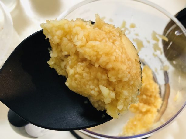 粗みじんにしたりんご