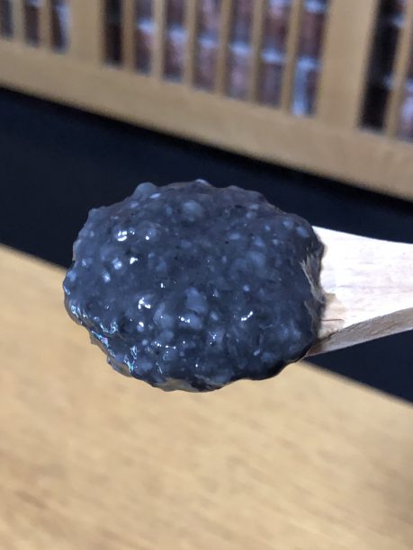完成した黒麹甘酒