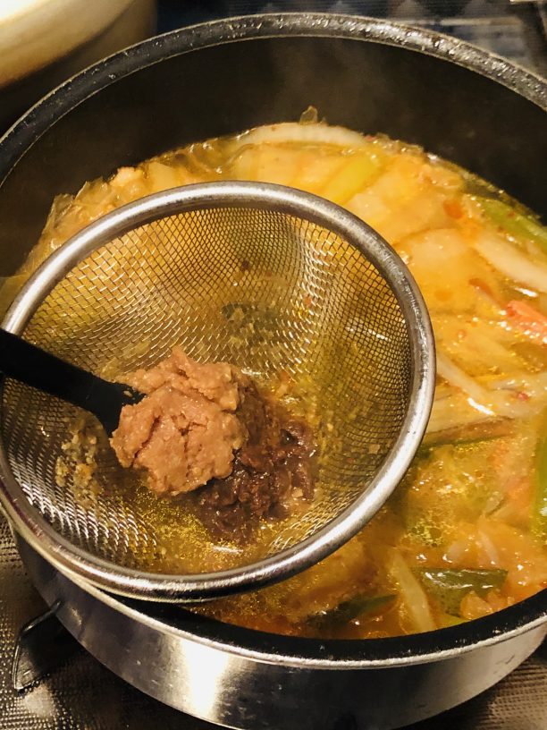 味噌を加える