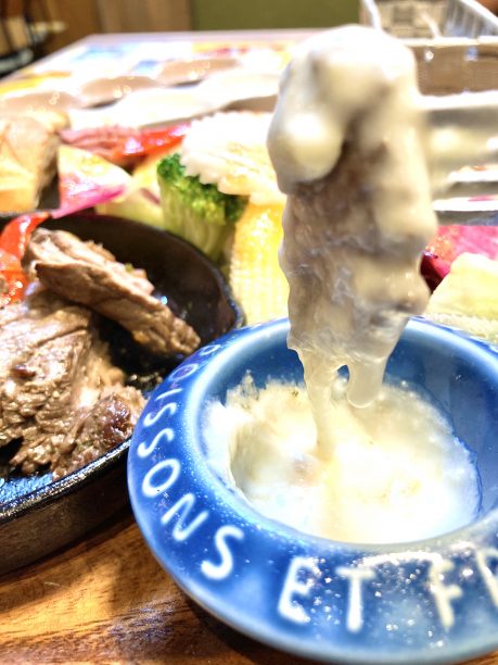 肉のチーズフォンデュ