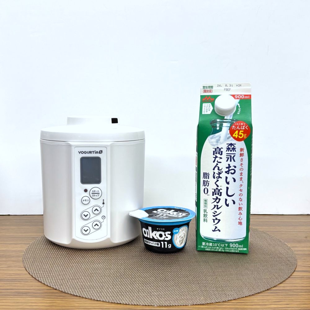 オイコス 加糖×森永おいしい高たんぱく高カルシウム（乳飲料）