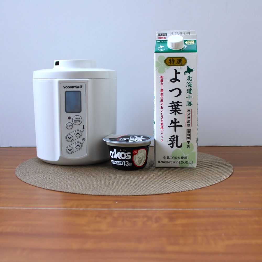 オイコス プレーン 砂糖不使用×特選 よつ葉牛乳